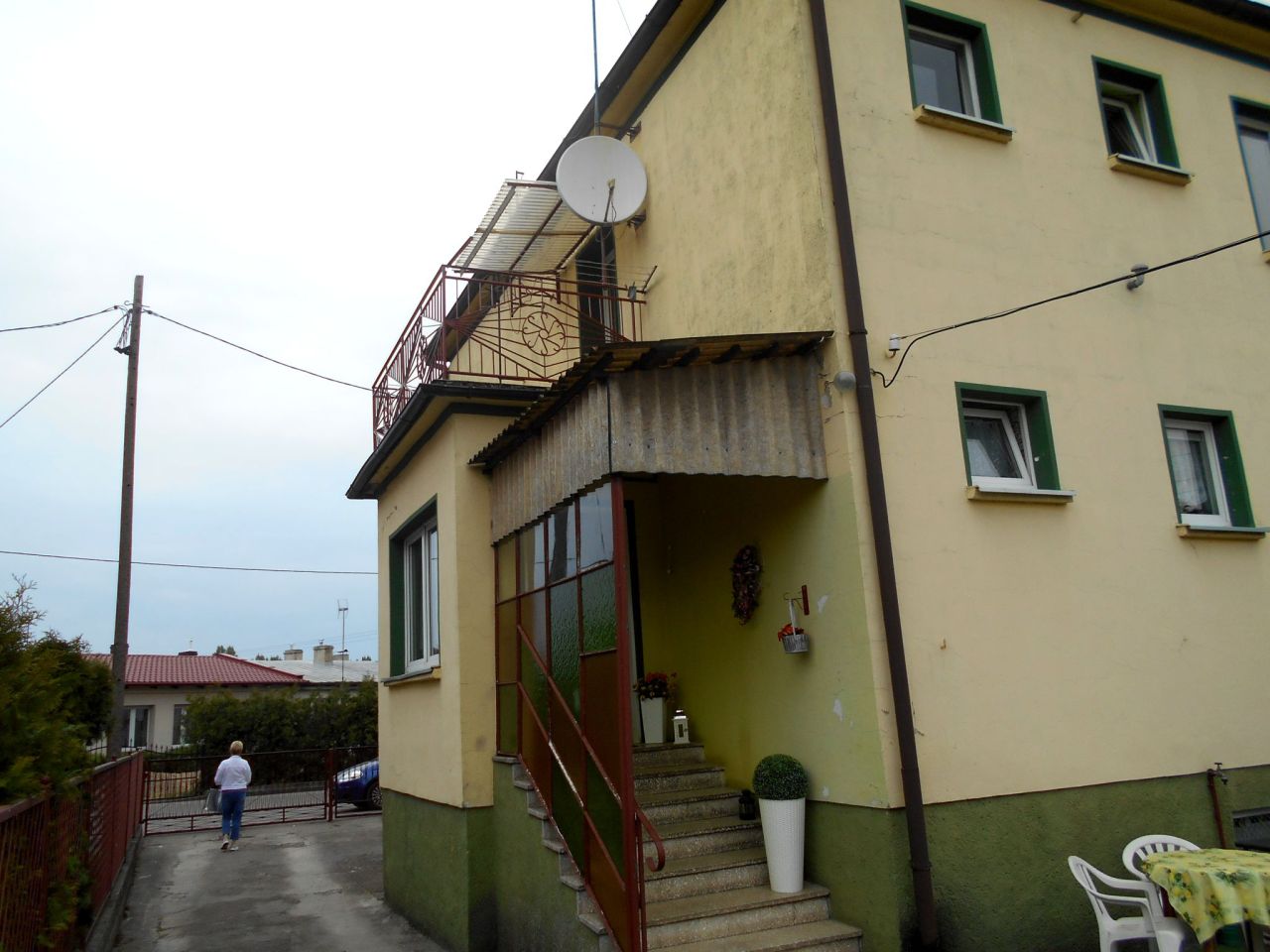 bliźniak, 4 pokoje Bielsko, ul. Kwiatowa. Zdjęcie 4