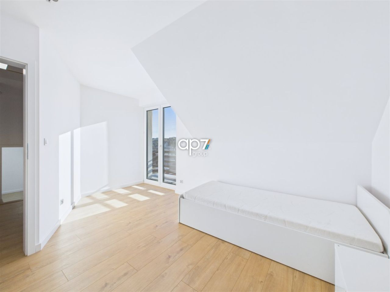 bliźniak, 4 pokoje Wieliczka. Zdjęcie 12