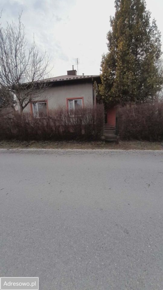 dom wolnostojący, 3 pokoje Chmielów, ul. Spacerowa. Zdjęcie 5