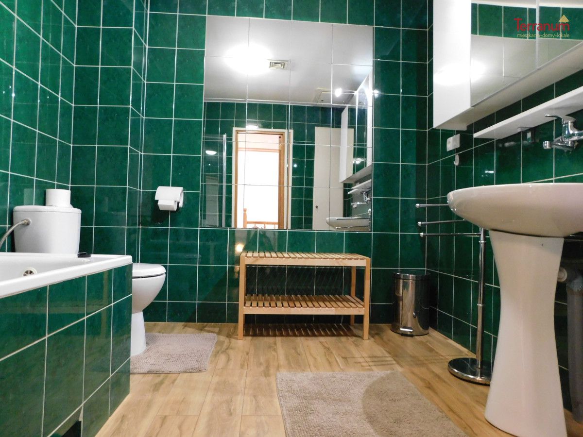 dom wolnostojący, 5 pokoi Jachranka. Zdjęcie 16
