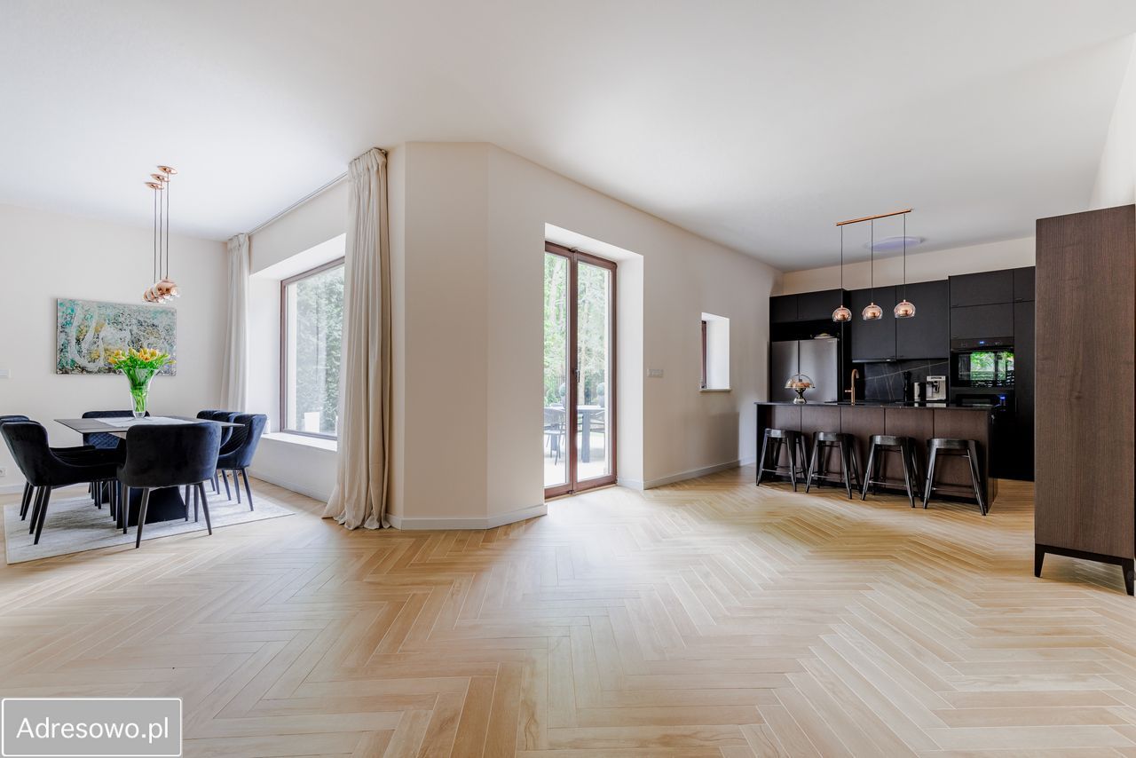 dom wolnostojący, 10 pokoi Konstancin-Jeziorna, ul. Aleja Wojska Polskiego. Zdjęcie 13