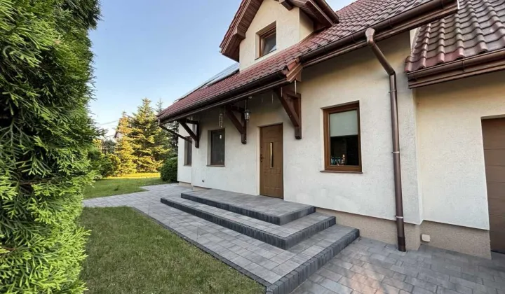 dom wolnostojący, 5 pokoi Brzeziny, ul. Juliana Ursyna Niemcewicza