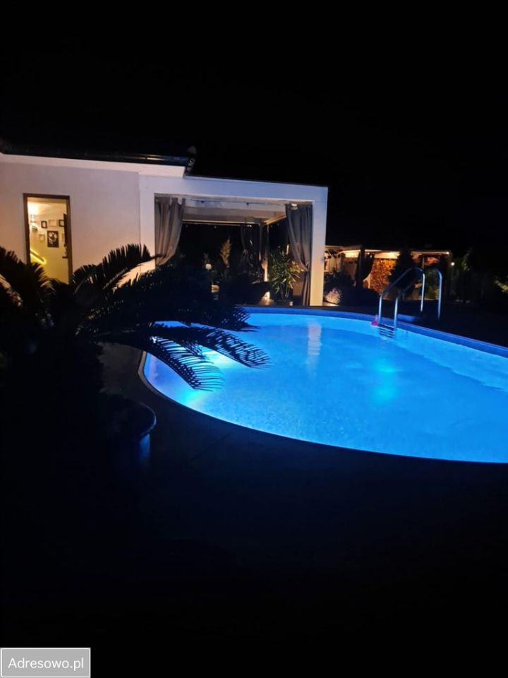 dom wolnostojący, 5 pokoi Brzeźnica. Zdjęcie 7