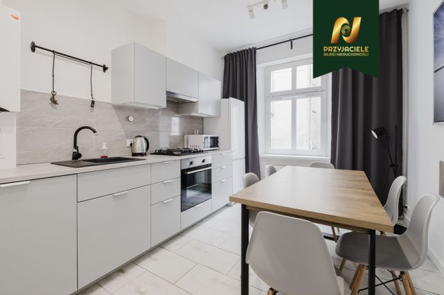 Mieszkanie 3-pokojowe Sopot, ul. Bohaterów Monte Cassino. Zdjęcie 3