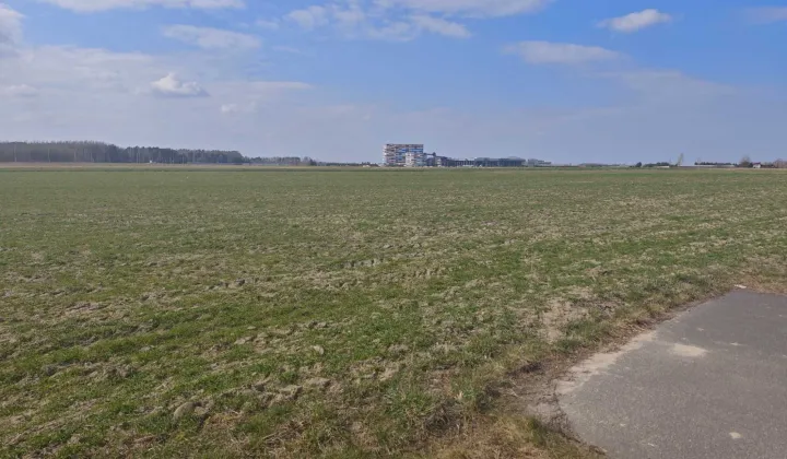 Działka inwestycyjna Wręcza