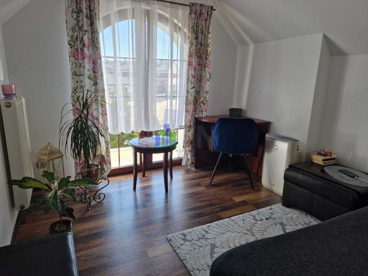 dom wolnostojący, 6 pokoi Krzyków. Zdjęcie 12