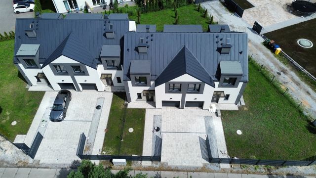bliźniak, 5 pokoi Biestrzyków. Zdjęcie 15