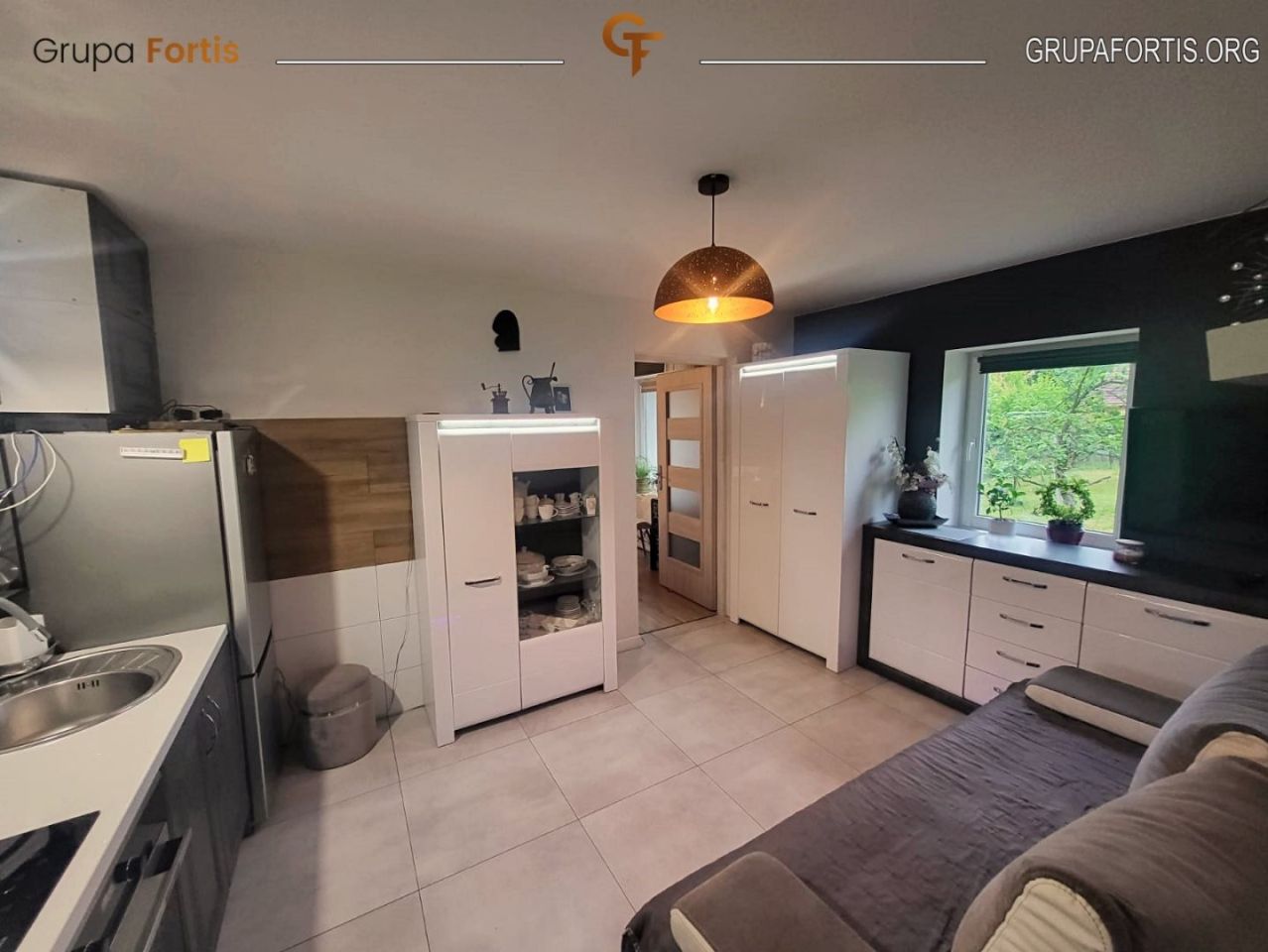 dom wolnostojący, 2 pokoje Charzowice. Zdjęcie 9