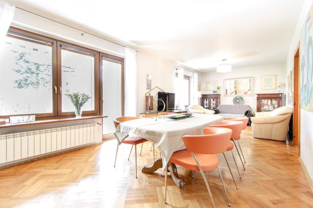 dom wolnostojący, 8 pokoi Wrocław Ołtaszyn, ul. płk. Kazimierza Masztalerza. Zdjęcie 1