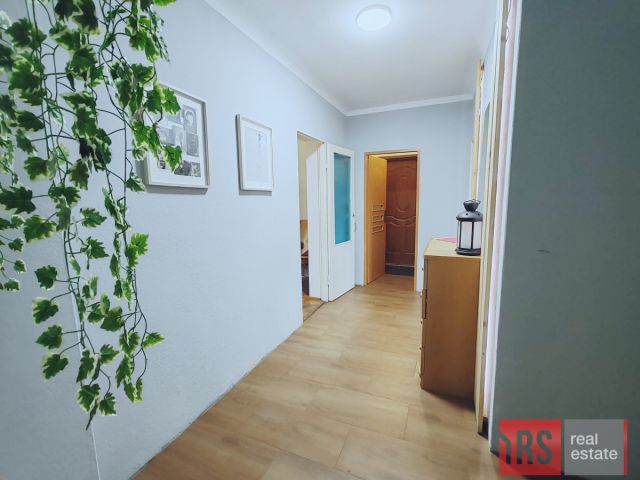 dom wolnostojący, 5 pokoi Dąbie, ul. Kolska. Zdjęcie 12