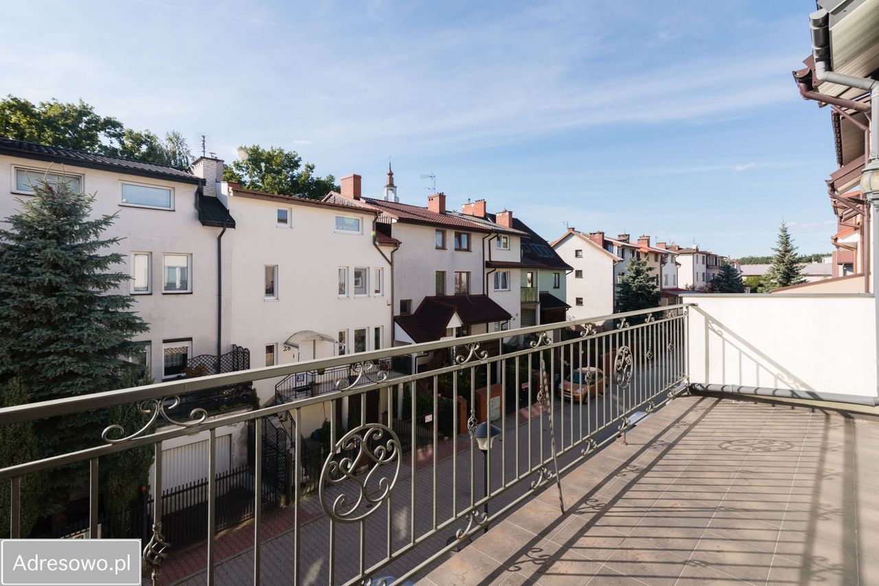 dom szeregowy, 7 pokoi Warszawa Stara Miłosna, ul. Szmaragdowa. Zdjęcie 3