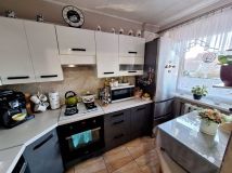 Mieszkanie 3-pokojowe Byczyna. Zdjęcie 2