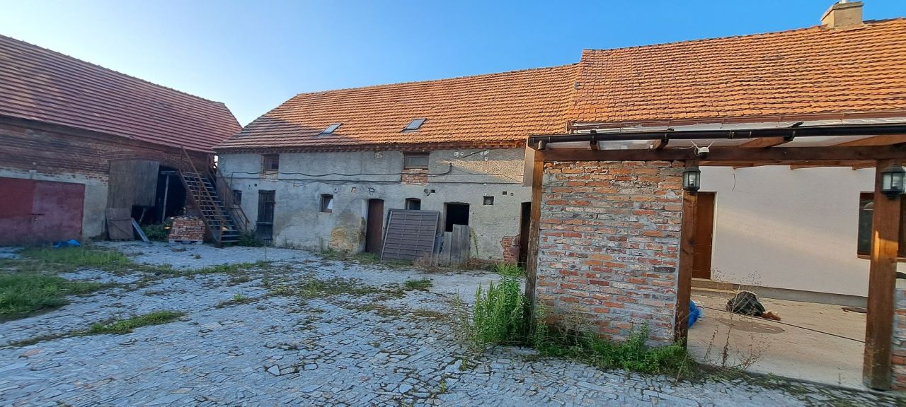 gospodarstwo Brunów. Zdjęcie 1