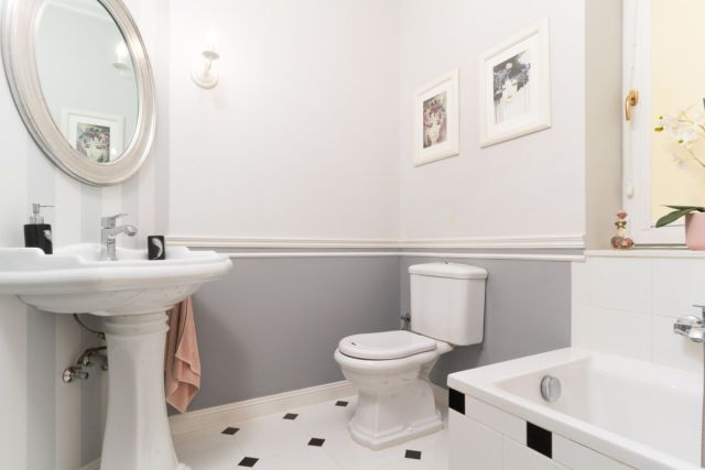 dom wolnostojący, 9 pokoi Komorów, ul. Lipowa. Zdjęcie 7