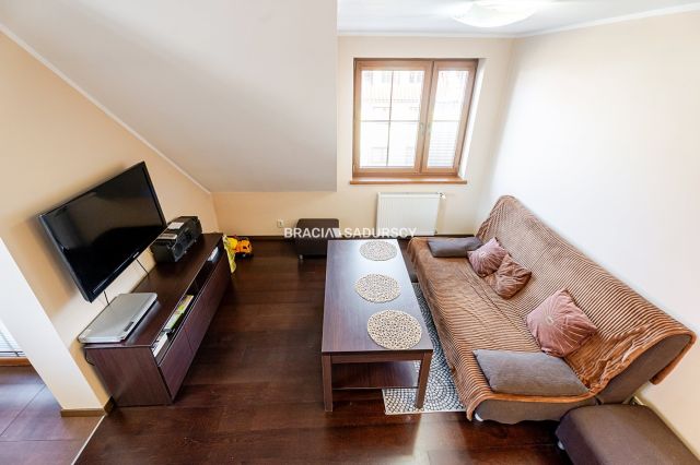 Mieszkanie 3-pokojowe Rabka-Zdrój, ul. marsz. Piłsudskiego. Zdjęcie 3