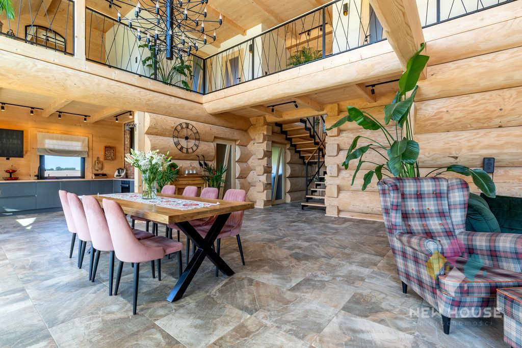 dom wolnostojący, 5 pokoi Łąkorek. Zdjęcie 7