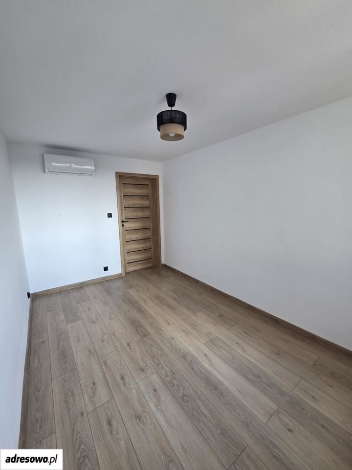 Mieszkanie 3-pokojowe Chorzów Centrum, ul. Księcia Władysława Opolskiego. Zdjęcie 8