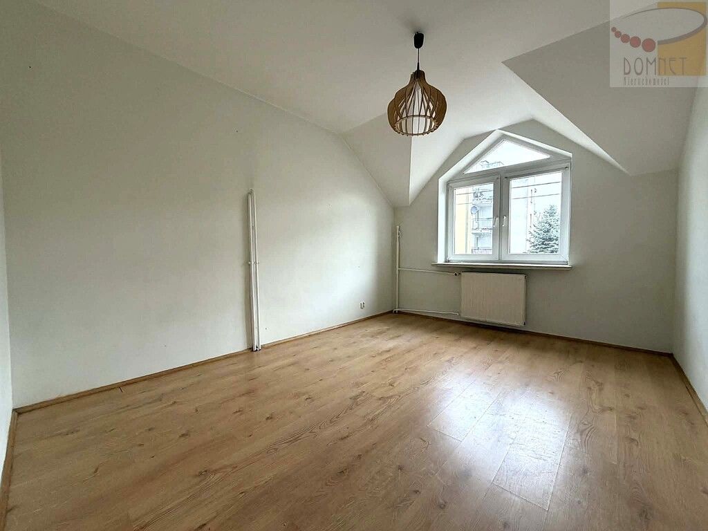 dom szeregowy, 7 pokoi Brwinów. Zdjęcie 5