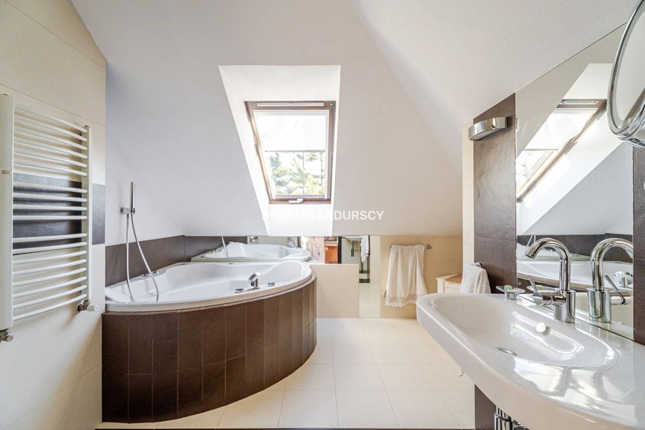 dom, 4 pokoje Lusina, ul. Spacerowa. Zdjęcie 39