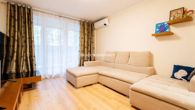 Mieszkanie 3-pokojowe Kraków Grzegórzki, ul. Bajeczna. Zdjęcie 6