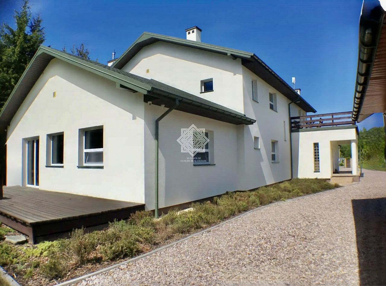 dom wolnostojący, 8 pokoi Koryciska. Zdjęcie 4