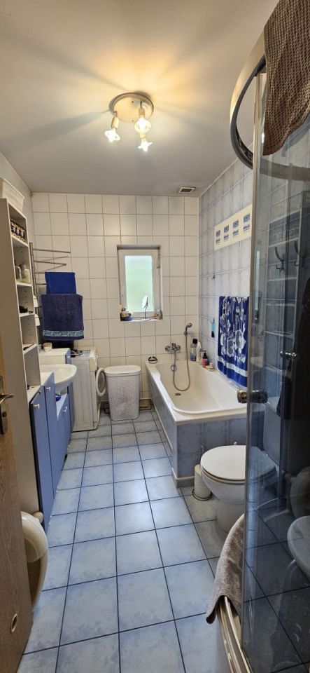 dom wolnostojący, 5 pokoi Kiełczów. Zdjęcie 12