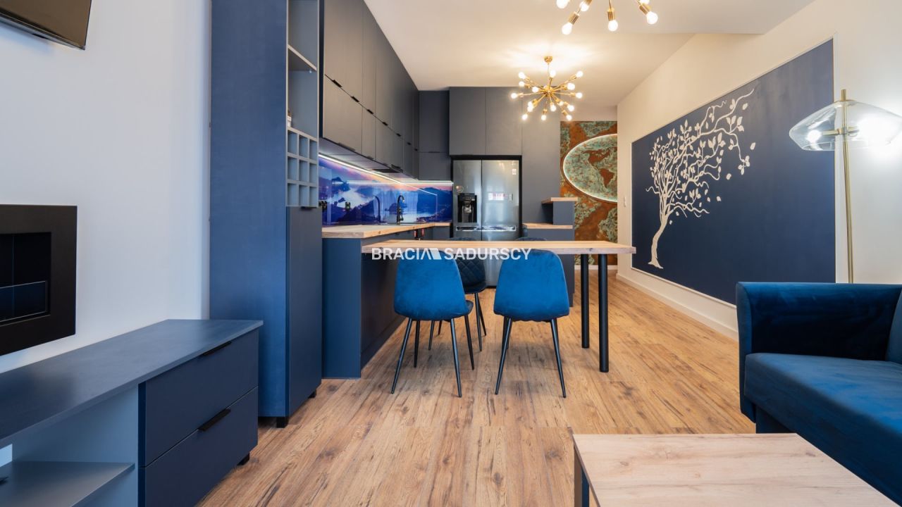 Mieszkanie 5-pokojowe Kraków Bieżanów, ul. Henryka i Karola Czeczów. Zdjęcie 1