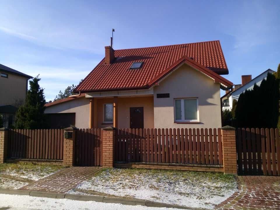 dom wolnostojący, 4 pokoje Lipsko