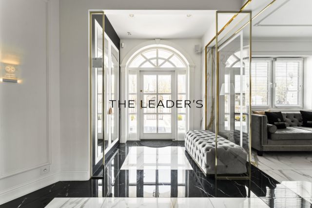 dom wolnostojący, 12 pokoi Warszawa Wawer. Zdjęcie 3