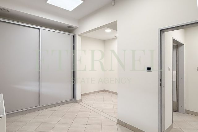 Biuro Kraków Prądnik Czerwony, ul. Jana Pawła Woronicza. Zdjęcie 5