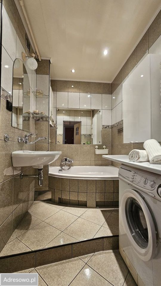 Mieszkanie 3-pokojowe Jastrzębie-Zdrój, ul. Janusza Kusocińskiego. Zdjęcie 4