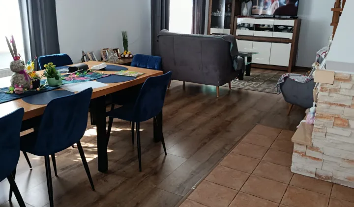 dom wolnostojący, 4 pokoje Żelazowa Wola
