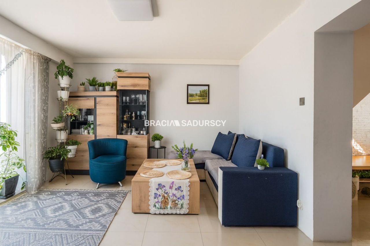 dom wolnostojący, 5 pokoi Kraków Swoszowice, ul. Poronińska. Zdjęcie 2