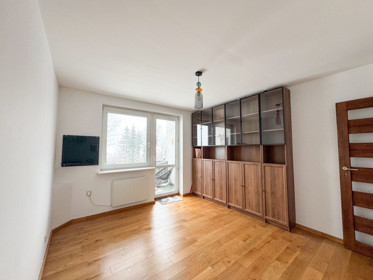 Mieszkanie 2-pokojowe Karnity. Zdjęcie 2