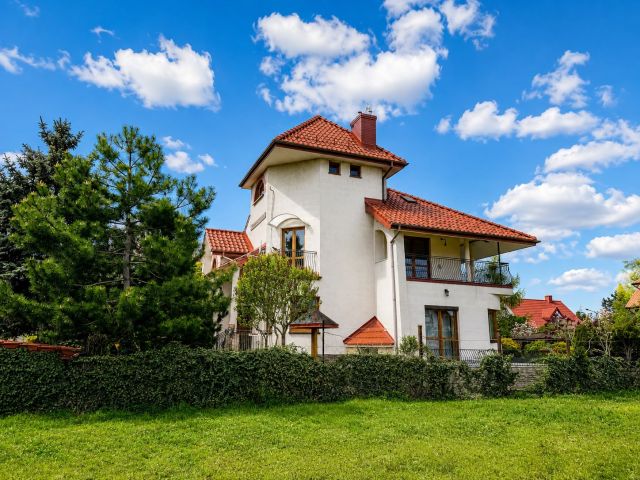 dom wolnostojący, 5 pokoi Płock, ul. Różana. Zdjęcie 1