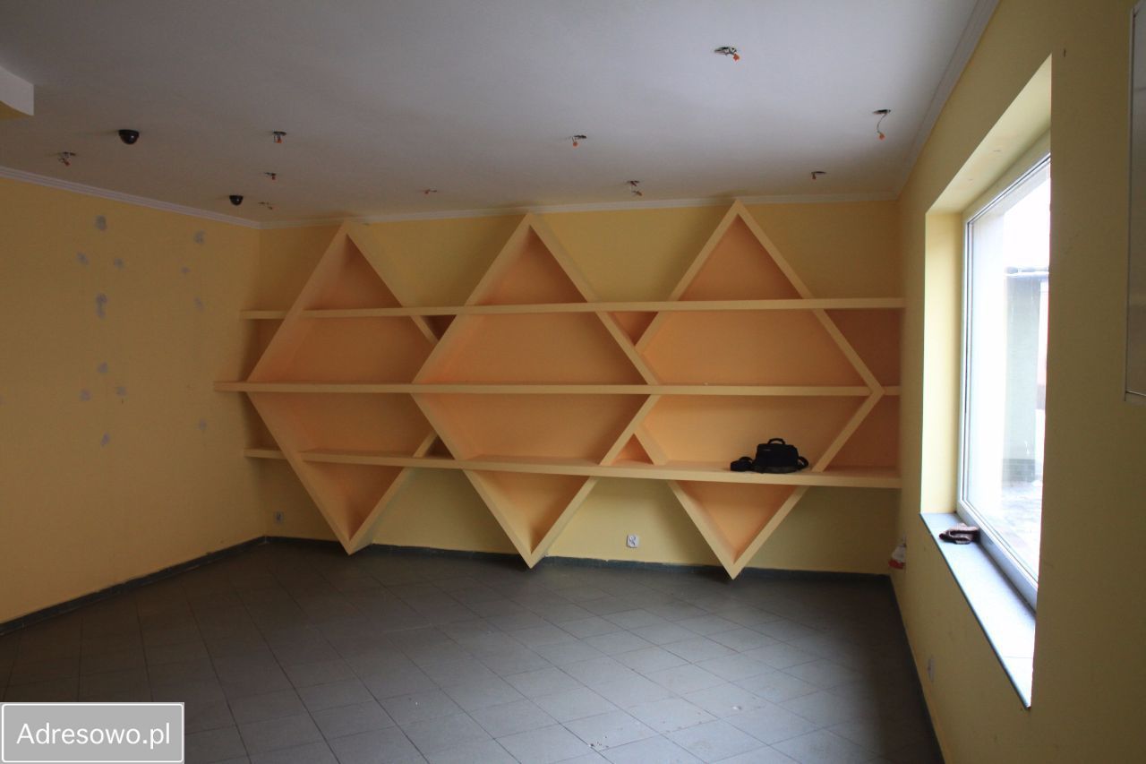 Lokal Nowa Ruda, os. XXX-lecia. Zdjęcie 2