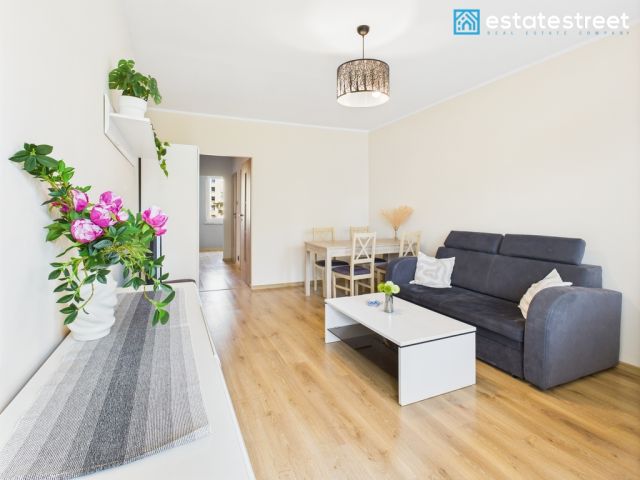 Mieszkanie 3-pokojowe Katowice Zawodzie, ul. Bohaterów Monte Cassino. Zdjęcie 2