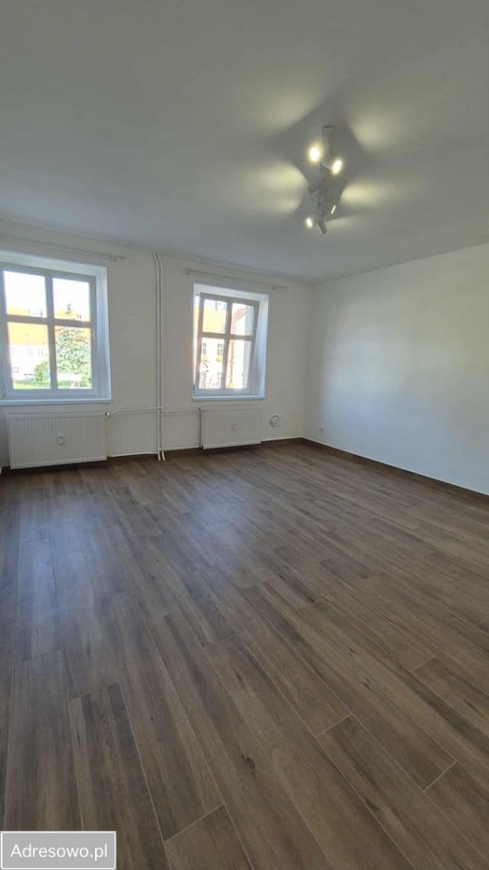 Mieszkanie 2-pokojowe Lewin Brzeski, rynek Rynek