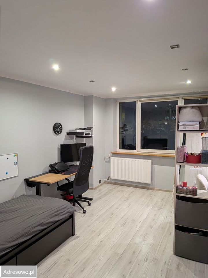 Mieszkanie 3-pokojowe Bytom Szombierki, ul. Wyzwolenia. Zdjęcie 2