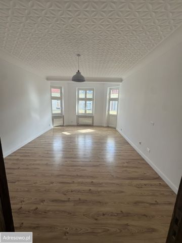 Mieszkanie 4-pokojowe Słupsk Centrum, ul. Bolesława Prusa. Zdjęcie 1