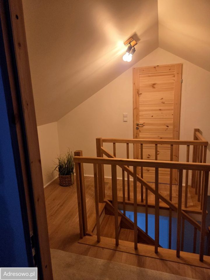 dom wolnostojący, 5 pokoi Chotomów, ul. Fiołkowa. Zdjęcie 5