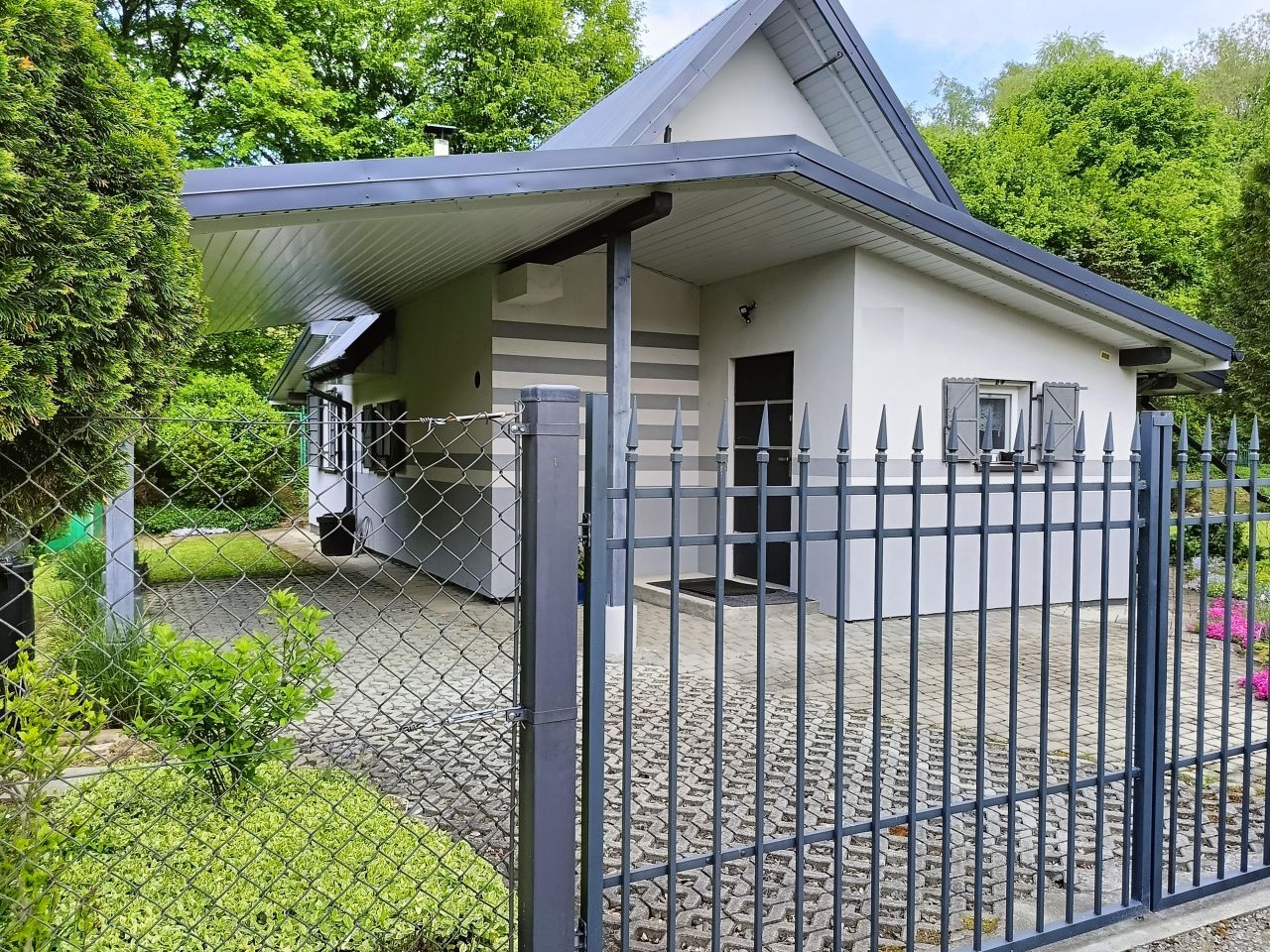 dom wolnostojący, 3 pokoje Olszany