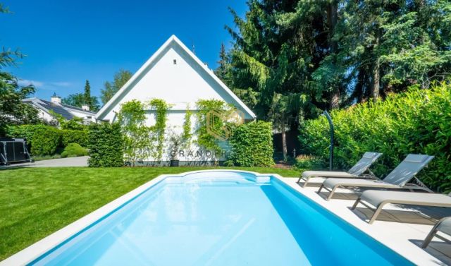 dom wolnostojący, 5 pokoi Konstancin-Jeziorna. Zdjęcie 1