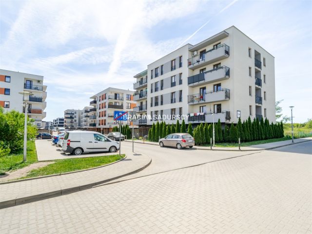 Mieszkanie 3-pokojowe Kraków Dębniki, ul. Komuny Paryskiej. Zdjęcie 16