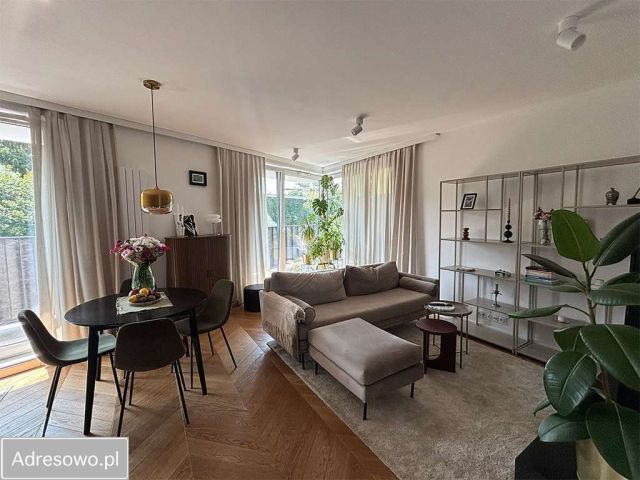 Mieszkanie 2-pokojowe Warszawa Saska Kępa, ul. Argentyńska. Zdjęcie 1