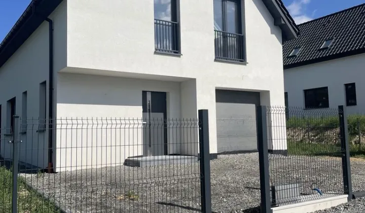 dom wolnostojący, 5 pokoi Masłomiąca, ul. Parkowa