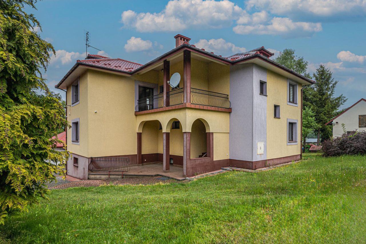 Mieszkanie 3-pokojowe Koszyce Wielkie, ul. Kryształowa. Zdjęcie 1