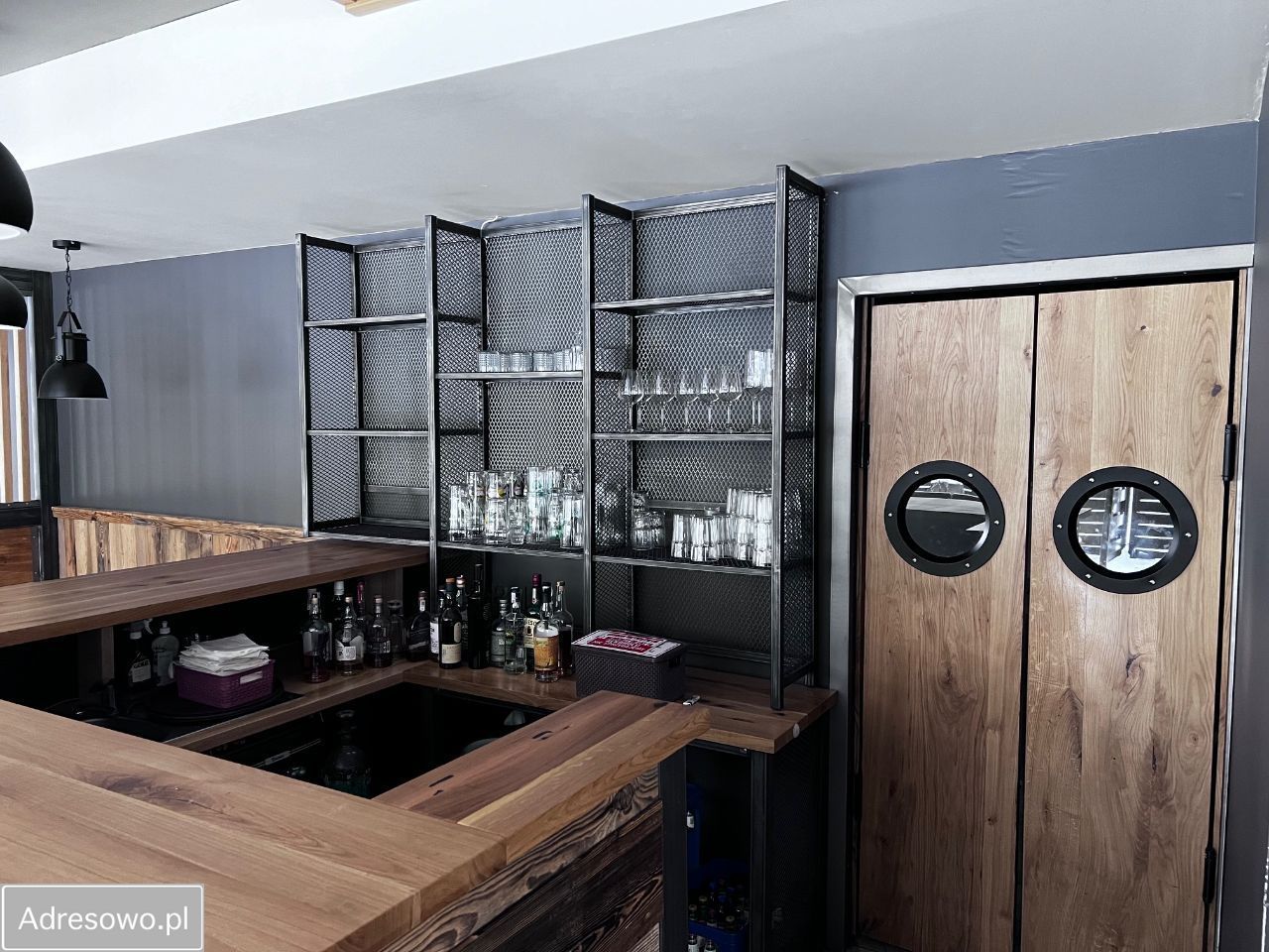 Lokal Katowice Kostuchna, ul. Arkadiusza Puchały. Zdjęcie 5