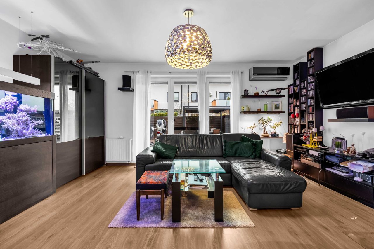 Mieszkanie 4-pokojowe Marki. Zdjęcie 6