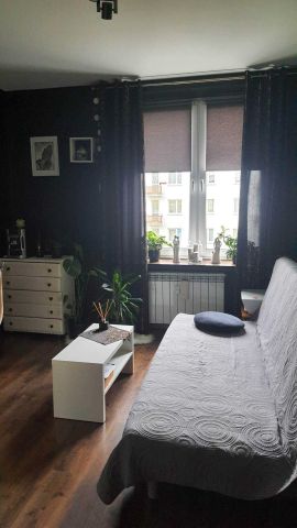 Mieszkanie 3-pokojowe Starachowice, ul. Stefana Żeromskiego. Zdjęcie 1